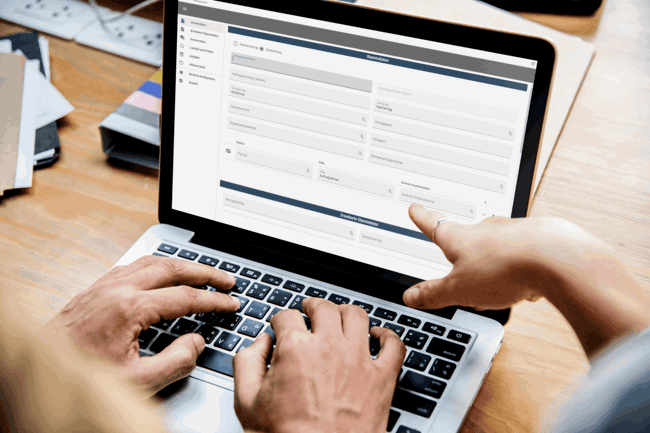 Vertragsanlage im ECM-System